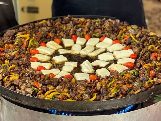 عــلــى الــصــاج